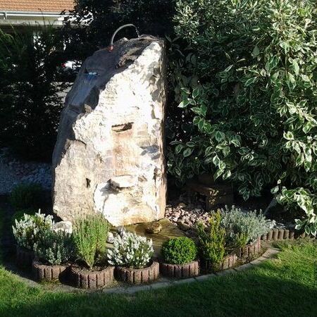 Gartengestaltungsstein